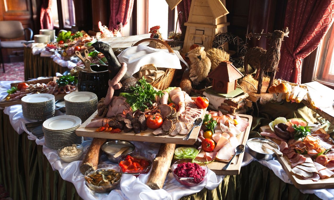 Tradycyjne polskie potrawy na weselu
