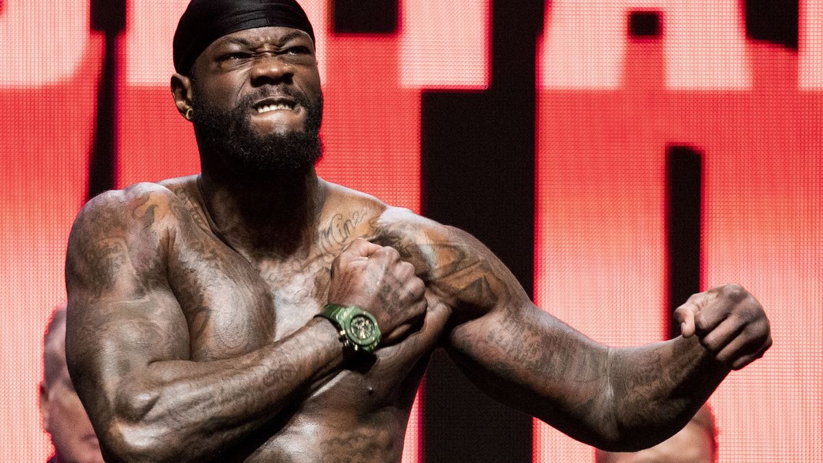 PAP/EPA / ETIENNE LAURENT / Na zdjęciu: Deontay Wilder podczas ważenia przed walką z Tysonem Furym