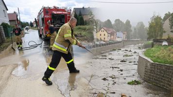 Czy Polsce znów grozi powódź? Przez 100 dni z rzędu temperatura mórz i oceanów biła rekordy ciepła
