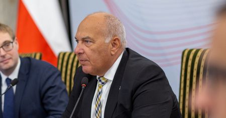 Koronawirus. Kościński tłumaczy zastępcę, obiecuje pomoc przedsiębiorcom