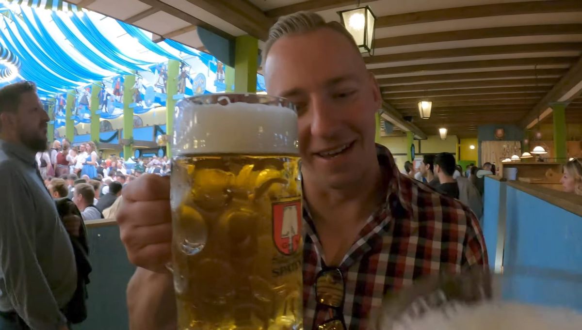 Michał Ćwieląg opowiada, jak wygląda Oktoberfest