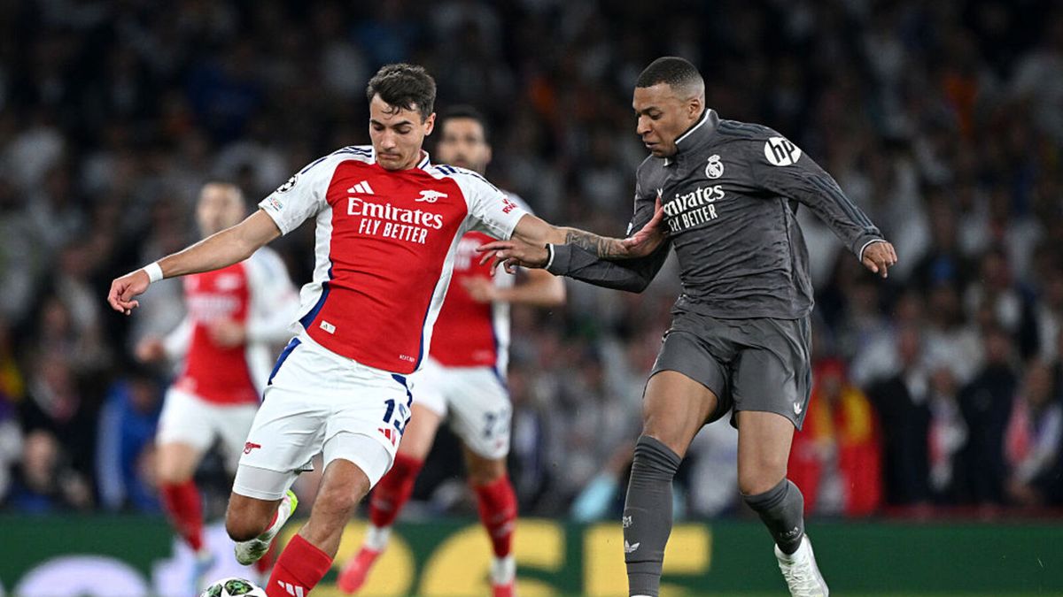 Getty Images / Shaun Botterill / Jakub Kiwior i Kylian Mbappe