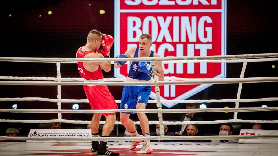 Zdjęcie okładkowe artykułu: WP SportoweFakty / Daniel Adamiec, dwukrotny mistrz Polski w ringu. (niebieski strój)