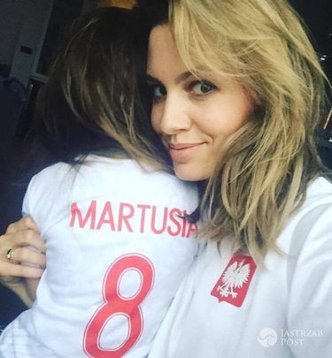 Agnieszka Hyży z córką Martą - mecz Polska-Rumunia 2017