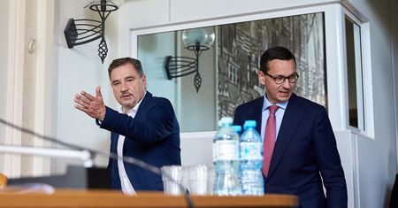Będą podwyżki dla budżetówki. Premier powiedział, o ile wzrosną ich pensje