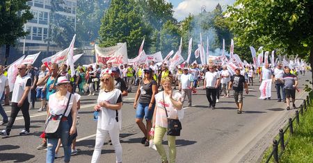 Protest górników w Warszawie. Chcą mieć głos w sprawie restrukturyzacji górnictwa