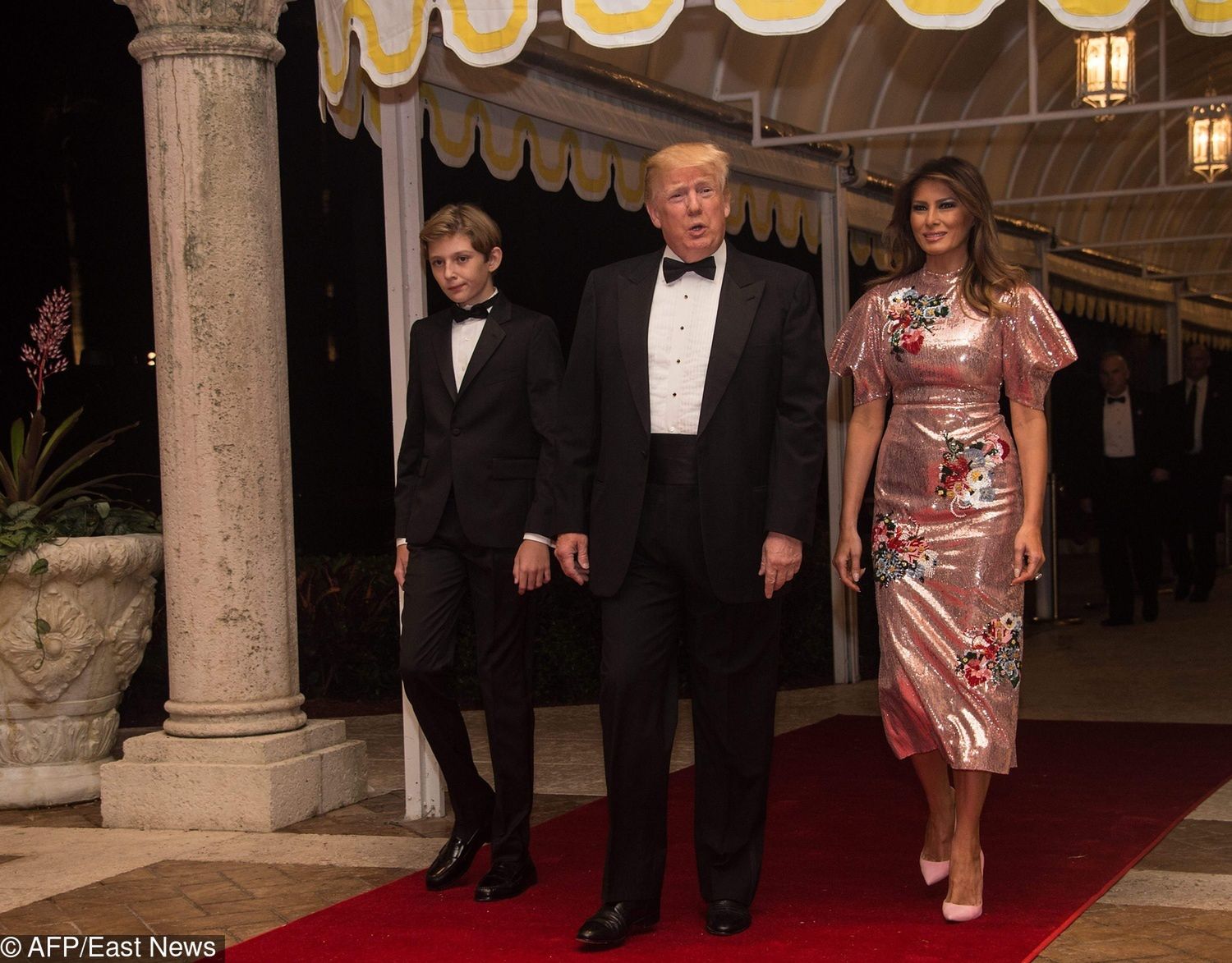 Melania Trump z mężem na balu sylwestrowym