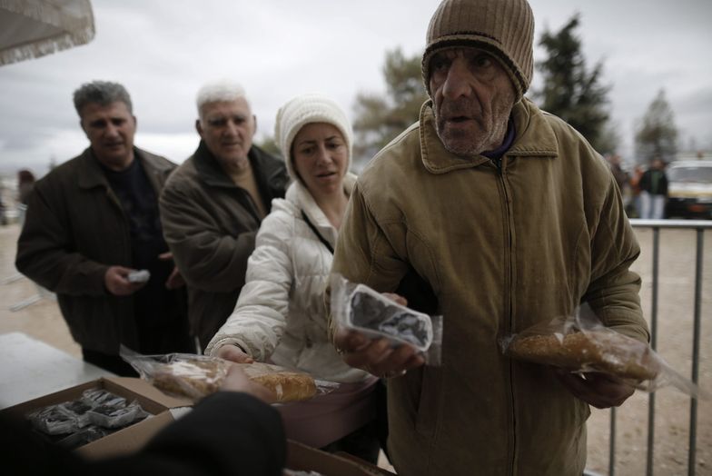 23.02.2015, Ateny. Rozdawanie żywności najuboższym</br>