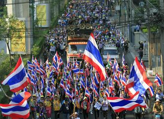 Protesty w Tajlandii. Premier opuściła Bangkok