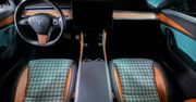 Tesla Model 3 z bułgarskim wnętrzem. Jest lepsze niż oryginał, ale nie dla każdego