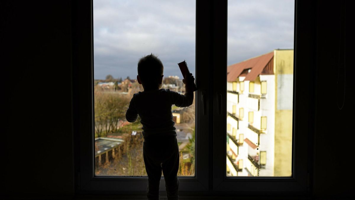Zostawiasz dziecko samo w domu? Możesz dostać mandat