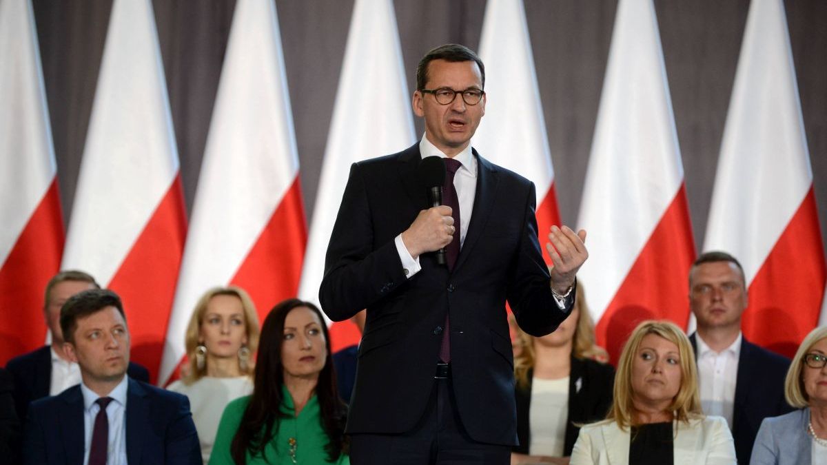 "Ogół społeczeństwa zapamięta słowa premiera, że będzie pomagał małym firmom, a niewielu przeczyta ustawę, gdzie pomoc jest żadna."