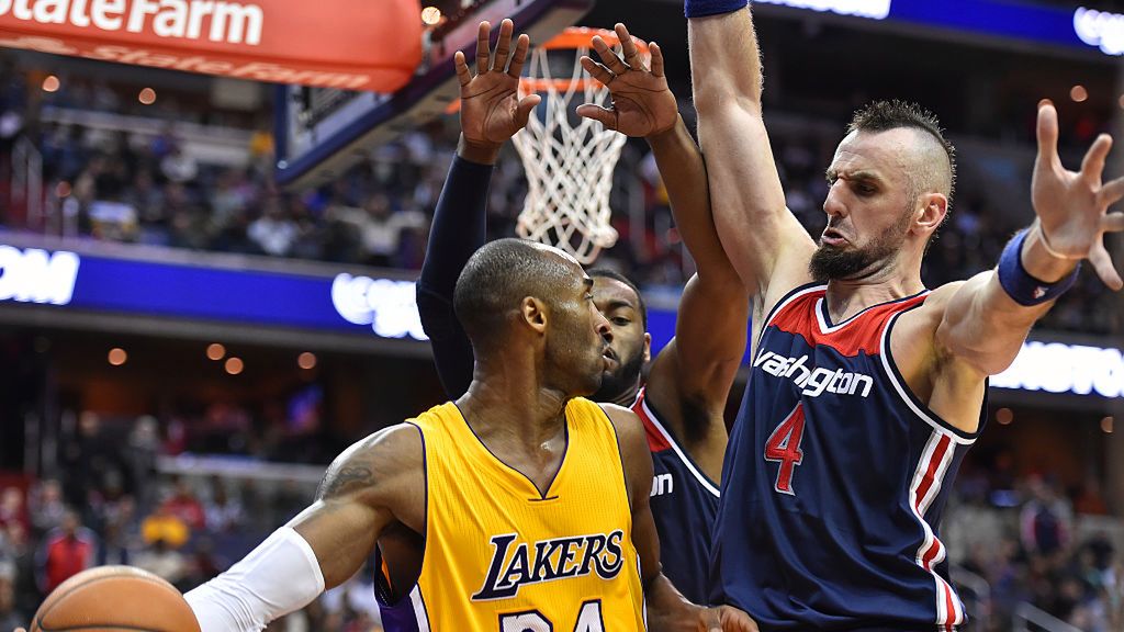 Getty Images / Ricky Carioti/The Washington Post / Na zdjęciu: Kobe Bryant i Marcin Gortat