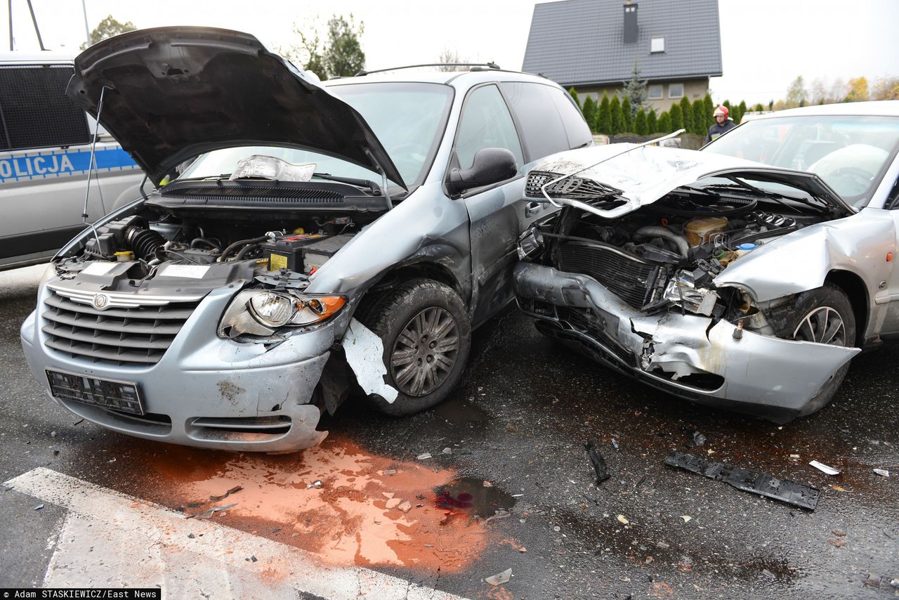 Jak wycenić uszkodzenia blacharskie samochodu? Teraz zrobisz to online!