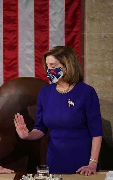 USA. Wiceprezydent USA Mike Pence oraz liderka Izby Reprezentantów Nancy Pelosi