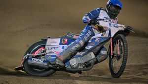 Żużel. Perfekcyjny Kołodziej i zwycięska Unia w pierwszym dla Byków sparingu