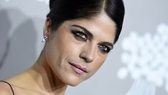 Selma Blair PŁACZE w aucie. Wstrząsające zdjęcia chorej na stwardnienie rozsiane aktorki (FOTO)