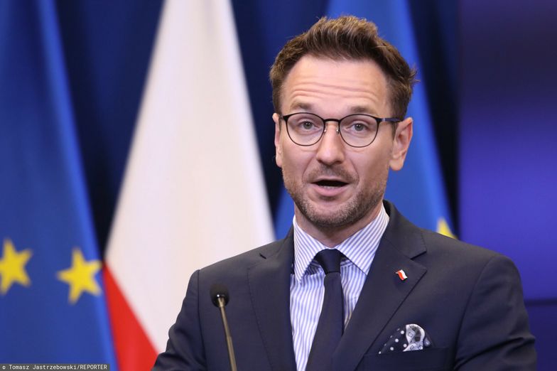 "Te środki muszą do Polski spłynąć". Minister rozwoju o miliardach z UE