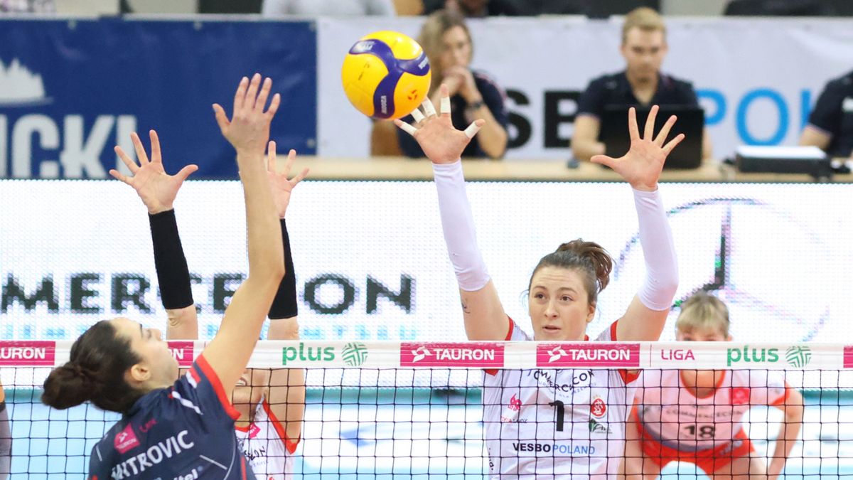 PAP / Marian Zubrzycki / Na zdjęciu: derby Łodzi - ŁKS Commercecon - Grot Budowlani