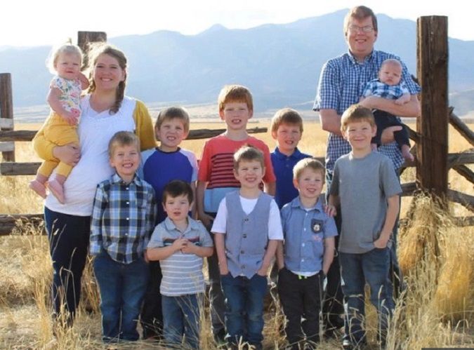 Mają 10 dzieci, w tym dwie pary bliźniąt