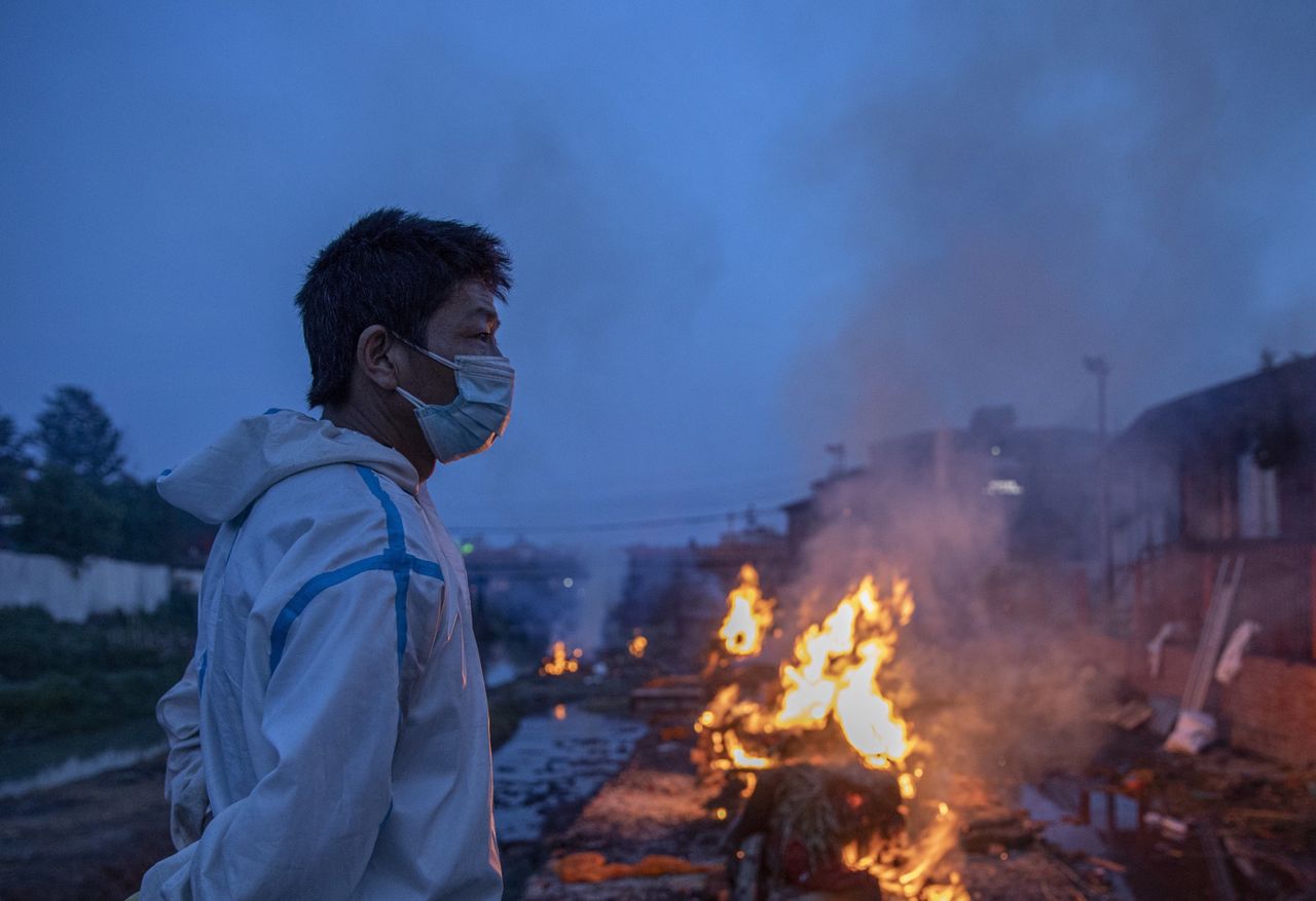 Nepal. Dramatyczna sytuacja pandemiczna