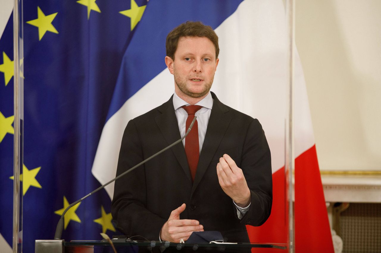"Strefy wolne od LGBT". Francuski minister zapowiada wizytę w jednej z nich