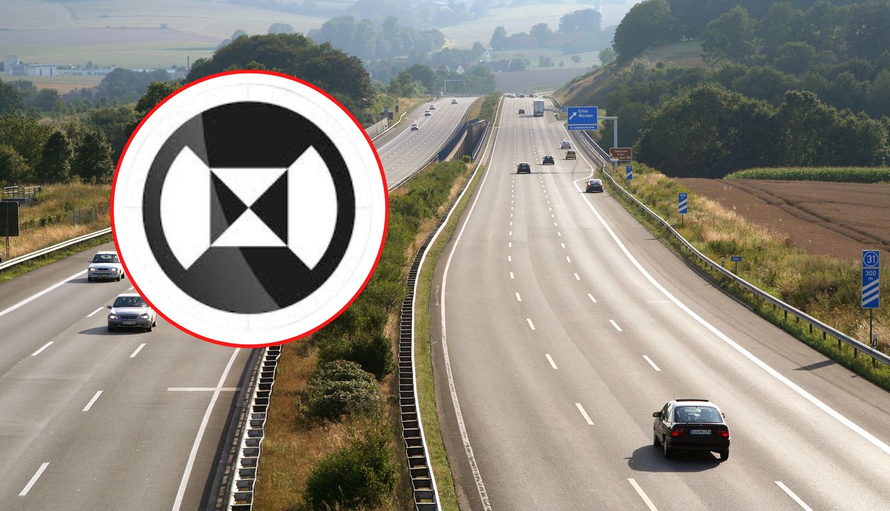 Mysterious road sign baffling drivers on Germany's A9 motorway
