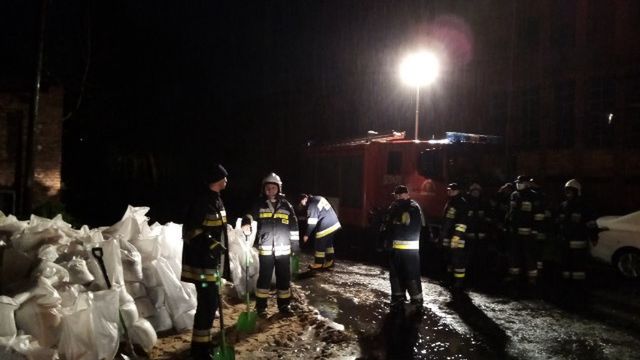 Poważna sytuacja w Oławie. Fala kulminacyjna spodziewana w niedzielę rano