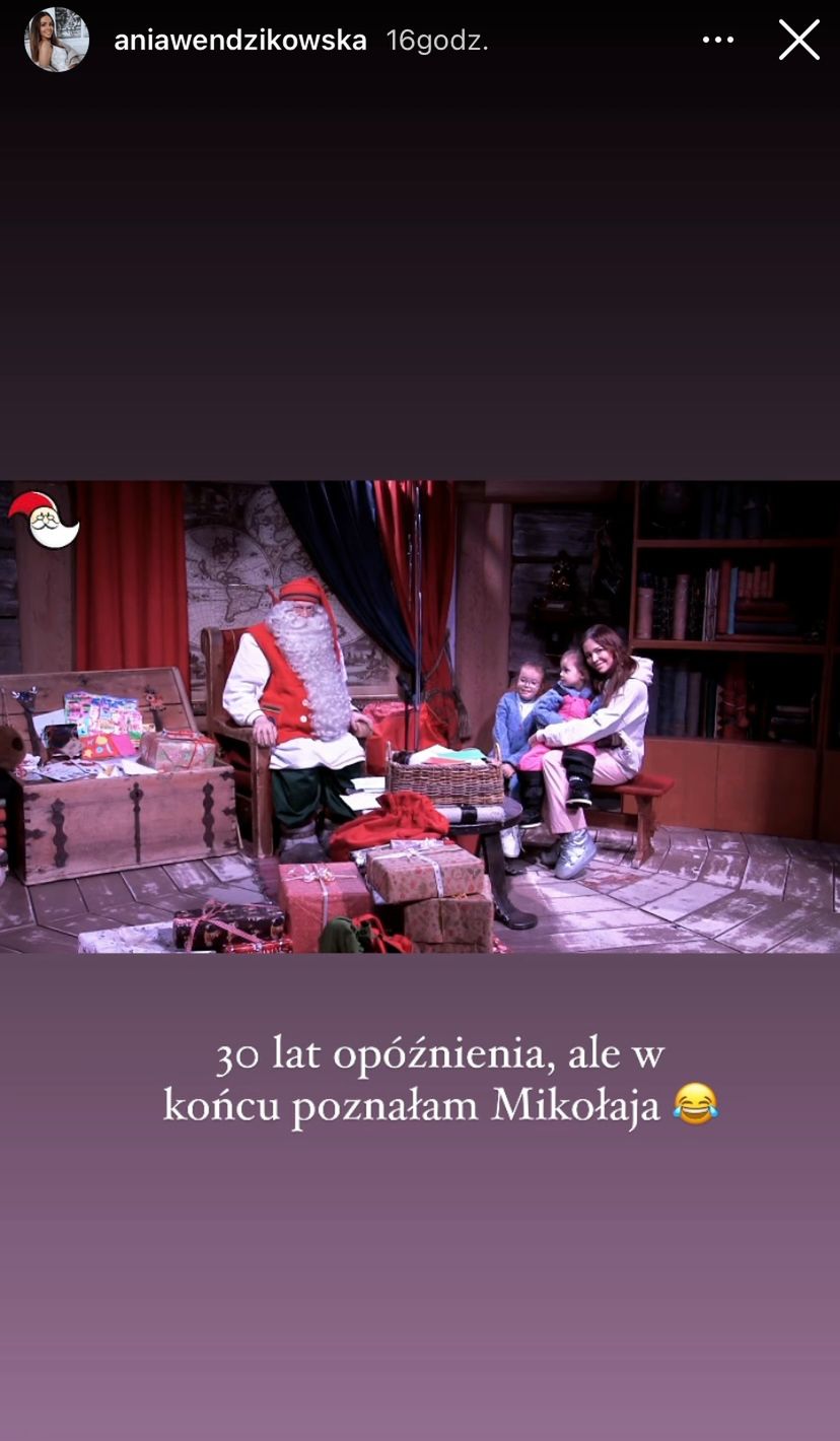 Anna Wendzikowska z córkami w Laponii