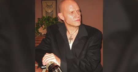 Aktor odciął sobie rękę i udawał weterana