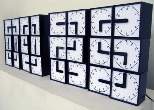 Clock Clock - jeden zegar cyfrowy z 24 tarczowych