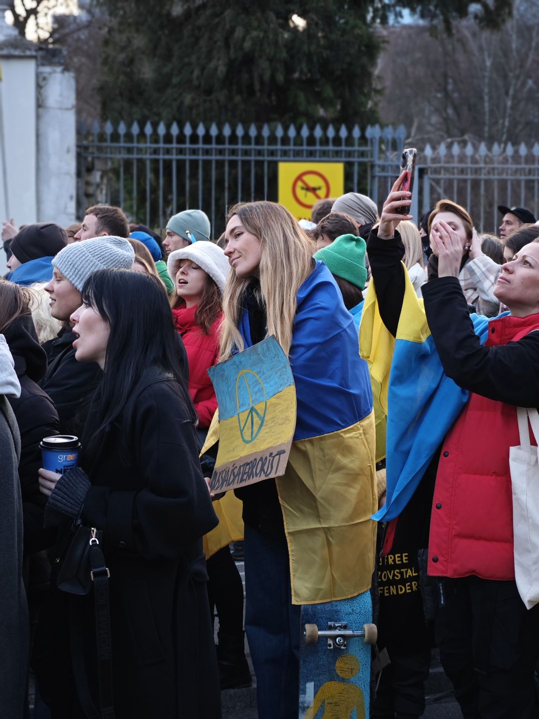Protest przed ambasadą Rosji.