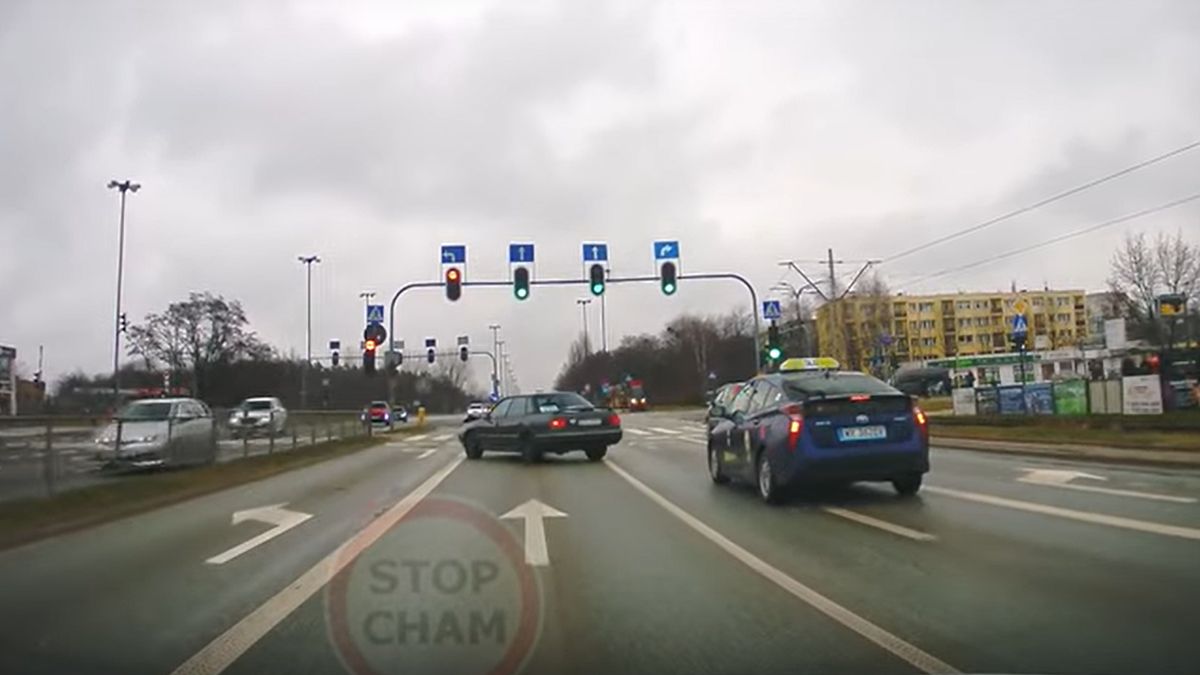 Kierowca Subaru pomylił łódzką ulicę z torem wyścigowym 