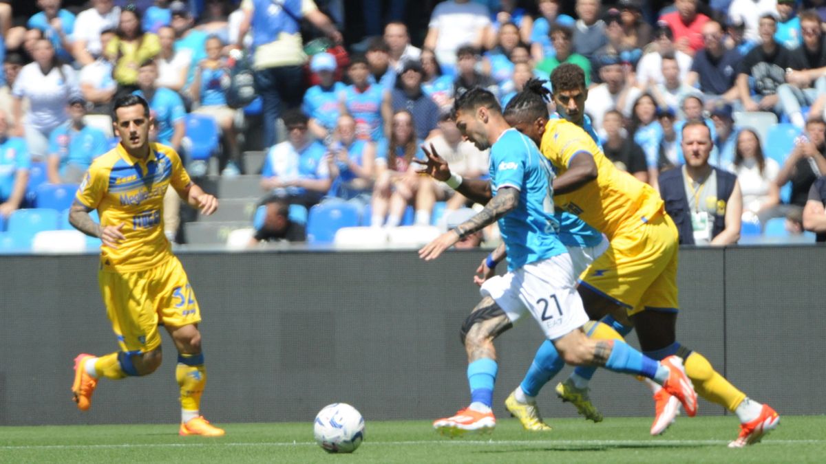 PAP/EPA / Cesare Abbate / Mecz Serie A: SSC Napoli - Frosinone Calcio