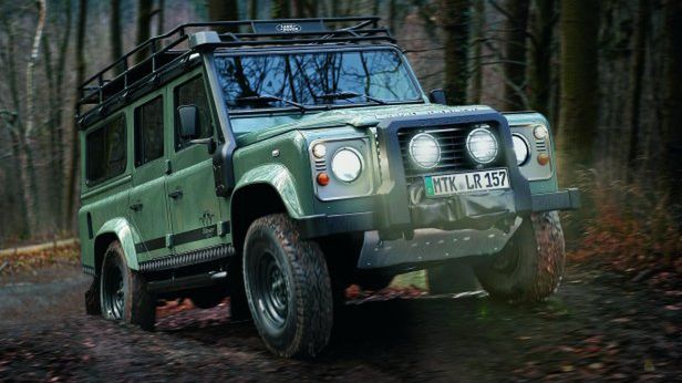 Land Rover Defender Blaser Edition