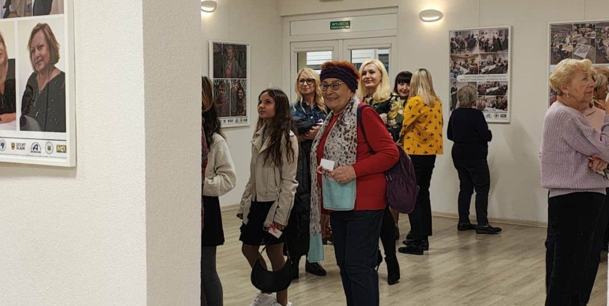 Legnica: "Gdzie mieszkasz? Po sąsiedzku?" na fotograficznym wernisażu