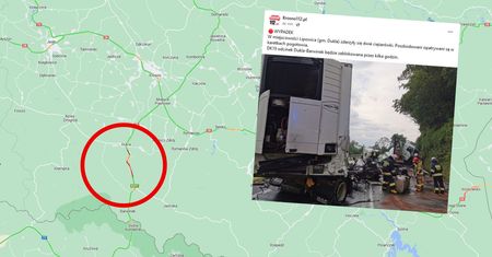 Czołowe zderzenie ciężarówek. Jeden z kierowców wisiał na kabinie