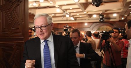 Stosunki USA - Rosja. "Sankcje to nowa strategiczna broń ofensywna"