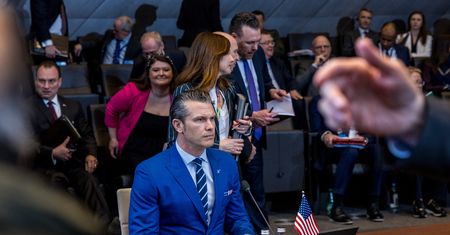 Stanowcze słowa Hegsetha. USA nie pozwolą z siebie robić "frajera"