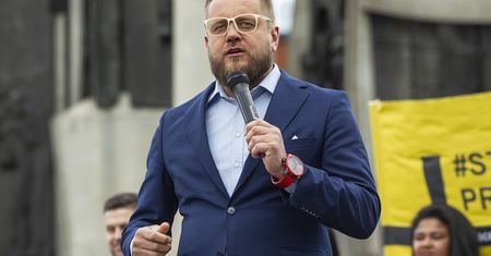 Tysiące sfałszowanych podpisów? Czarne chmury nad komitetem Tanajny