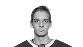 Zderzył się czołowo z ciężarówką. Nie żyje 19-latek