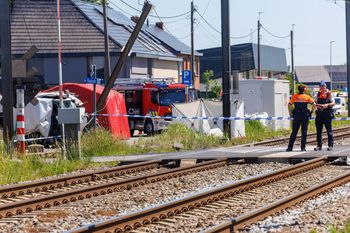 Szkolny bus zderzył się z pociągiem. Katastrofa kolejowa w Belgii