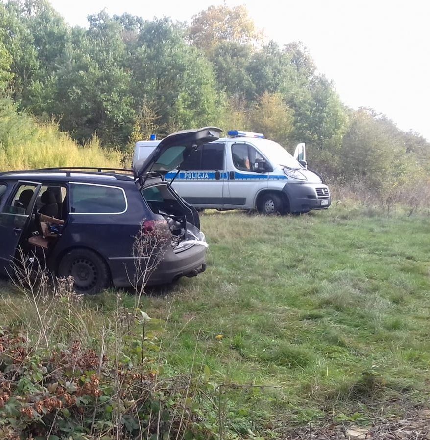 Pijany spowodował kolizję i uciekł z miejsca zdarzenia