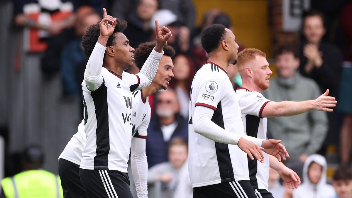Getty Images / Warren Little / Na zdjęciu: piłkarze Fulham