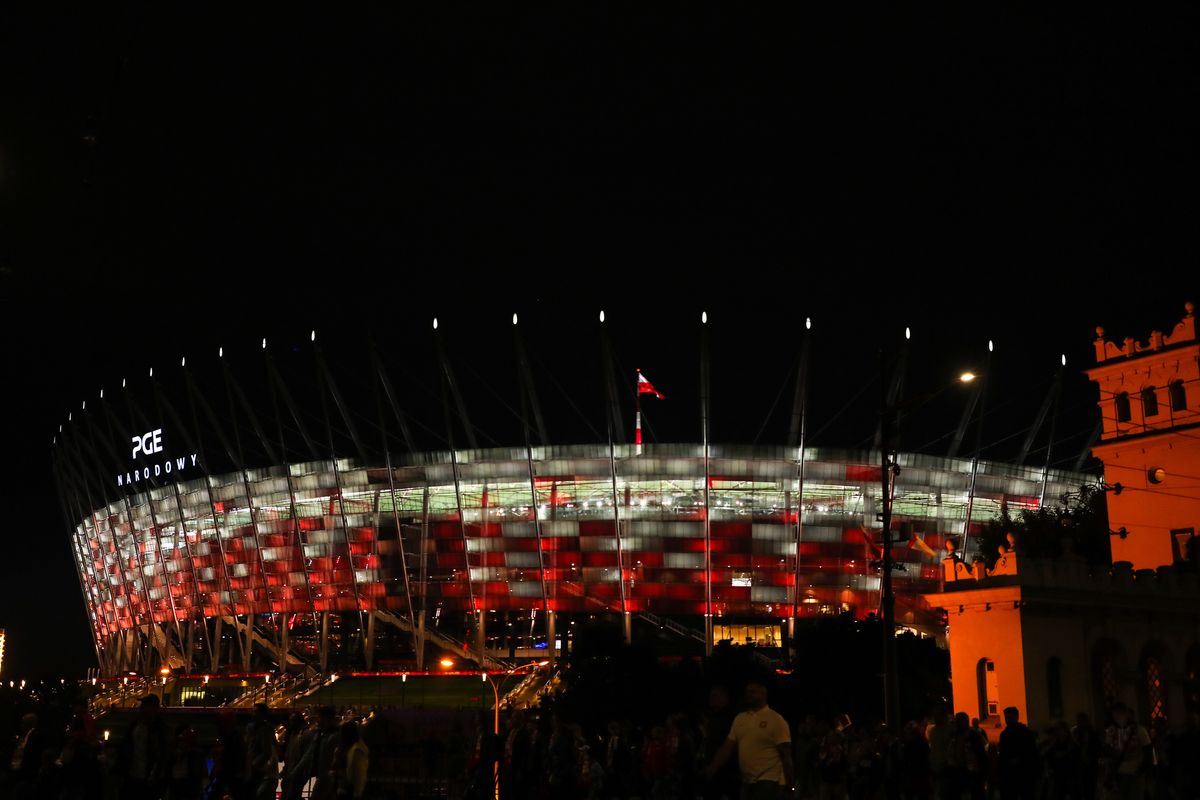 Гучне святкування річниці заснування стадіону у Варшаві  (Photo by Robbie Jay Barratt - AMA/Getty Images)