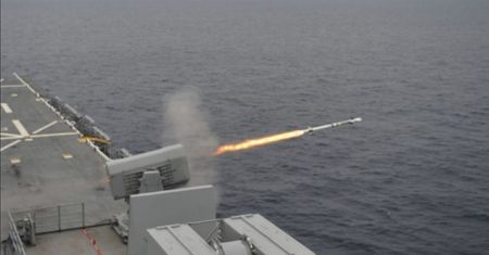 US Navy inwestuje w nowe pociski. Jakie są ich możliwości?