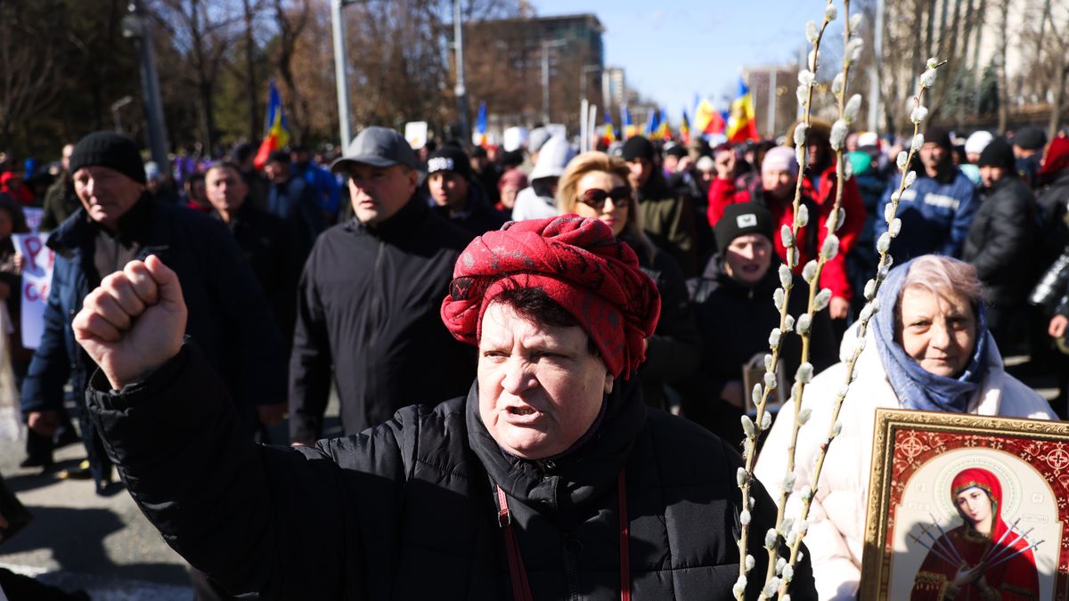 uczestnicy demonstracji
Leszek Szyma�ski
antyrz�dowy, demonstracja, manifestacja, og�lnokrajowy ruch ludowy, prorosyjska, protest, sor, antyrz�dowa, partia, polityczna