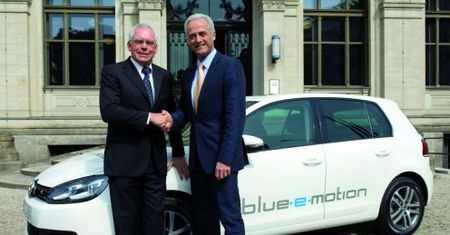 VW prezentuje: Golf Blue-e-Motion - koncepcyjny eleketryk