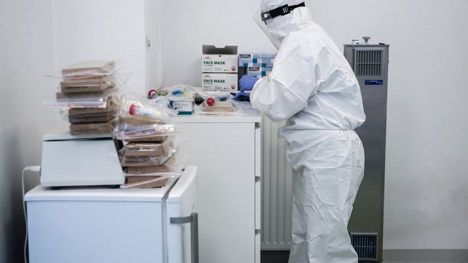 Koronawirus. Lekarz opisał sytuację w polskich szpitalach