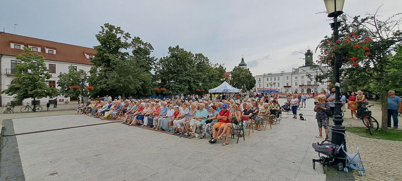 Muzyczne czwartki wracają na płocką starówkę. Przed nami osiem kameralnych koncertów